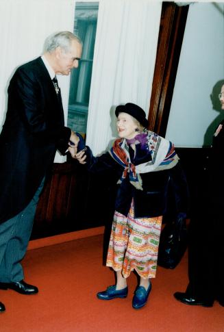 W Ruth Playle