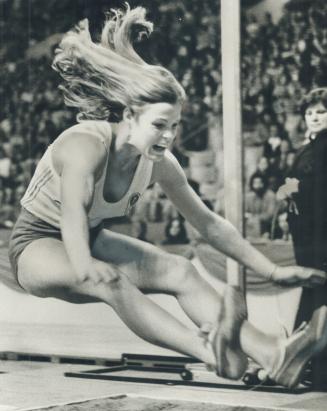 Saskatoon's Diane Jones, Canada's top female track and field performer, won the women's long jump during Tri-Country competition