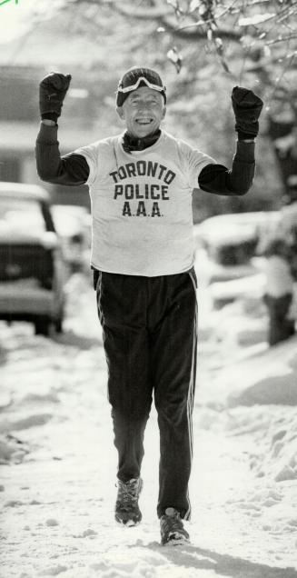 The walking policeman' Art Keay started running as a boy chasing fire wagons in Toronto, later ran in the '28 Olympics
