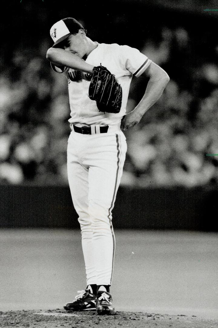 Blue Jays' Jimmy Key during a horrendous outing against the Brewers last night at SkyDome