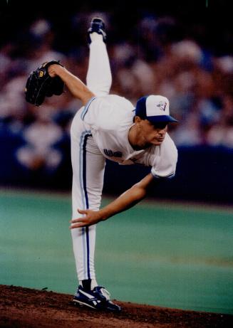 Jimmy Key pitching a strong 6 2/3 innings for his fifth win in a row