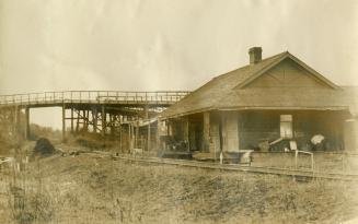 Davenport Station (G.T.R. Belt Line), Caledonia Park Road, west side, north of Davenport Road. Toronto, Ontario