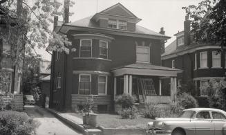 Samuel McBride house, Palmerston Boulevard, east side, between College & Ulster Streets, Toronto, Ontario