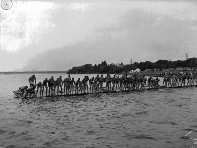 Swimming race, Canadian National Exhibition