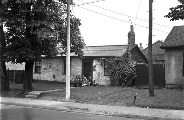 172 Oak Street