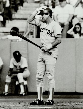 Carl is mad, Red Sox great Carl Yastrzemski got a little angry at umpire  during yesterday's game when Bob Bailor of Jays was safe on close play at  first base – All