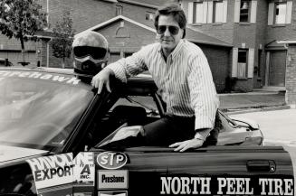 Roger Elliote race car driver from Unionville
