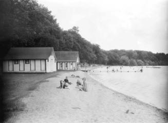 Bathing beach, tourist camp at Midland
