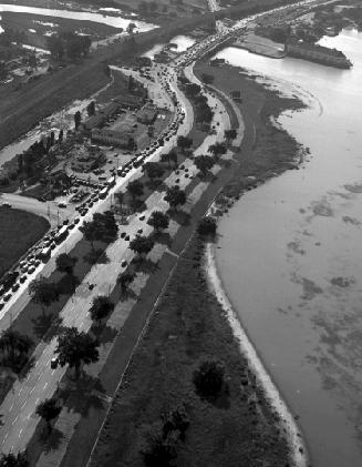 Lakeshore Road at Humber River, looking east
