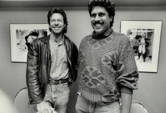 Calm before the storm. Cricket stars Imran Khan, left, and Kapil Dev were all smiles yesterday at a presser for tomorrow's showdown at the SkyDome. Kh(...)