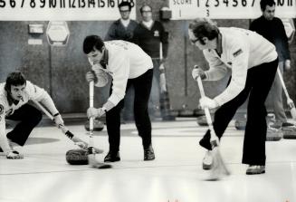 Long day for world champions. Kjell Oscarius' rink, world curling champions from Sweden, won two of three games yesterday in Royal Canadian Curling Cl(...)