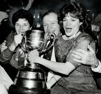 Argos were in a party mood. Argo players, left, celebrate their first Grey Cup in 31 years at a victory party thrown by Mayor Art Eggleton at a Vancou(...)