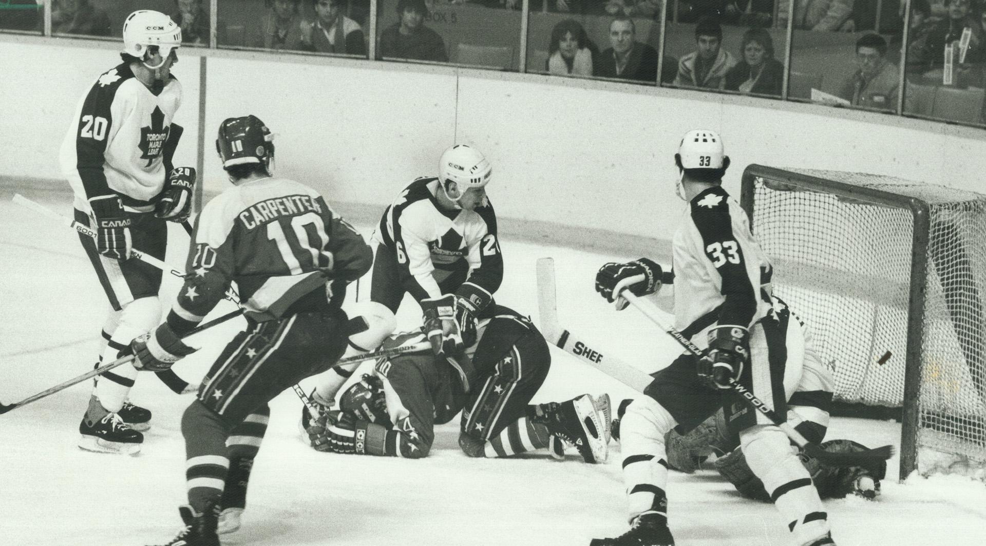 All eyes on the puck