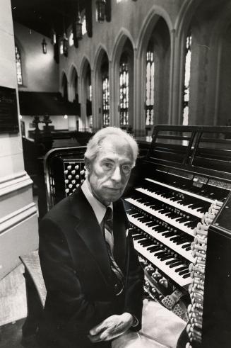 Tones of glory. Distinguished organist Dr. Melville Cook, above, performs in a recital of 20th-century compositions Monday at 8 p.m. at the Metropolit(...)