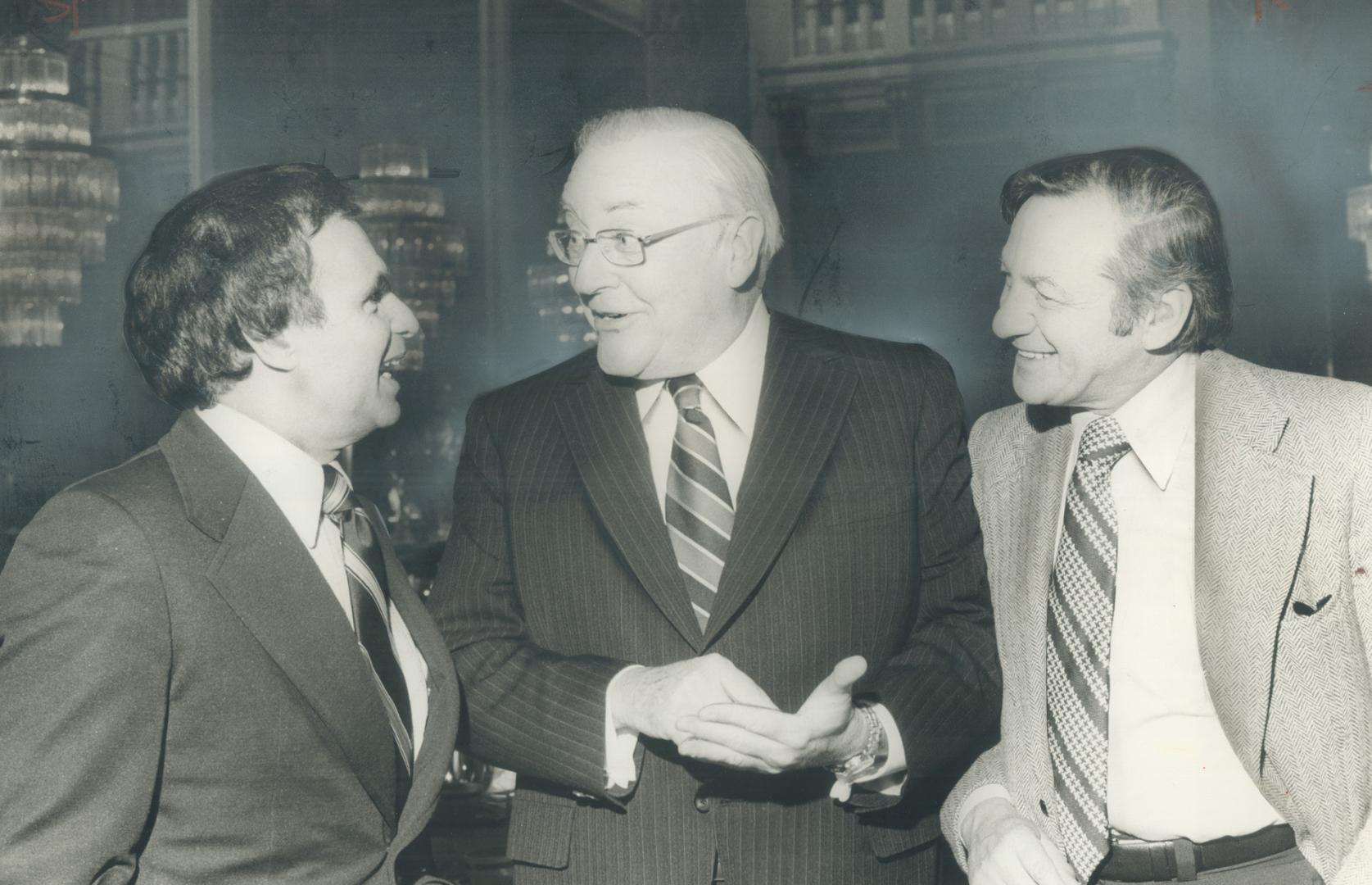 Hamming it up with comedy team of Johnny Wayne (left) and Frank Shuster (right) is Jerry McAfee, chairman of Gulf Oil Corp. in Pittsburgh. Wayne and S(...)