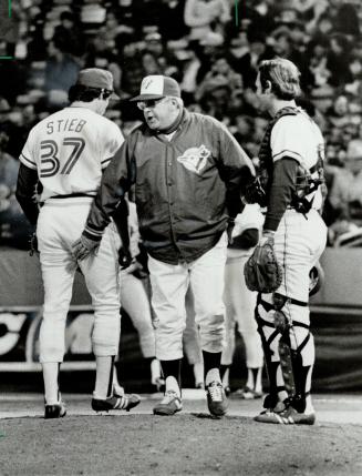 Nice work: Blue Jays' manager Bobby Mattick has a congratulatory pat for pitcher Dave Stieb, who got back in the groove with a five-hit win over Cleveland Indians last night at Exhibition Stadium