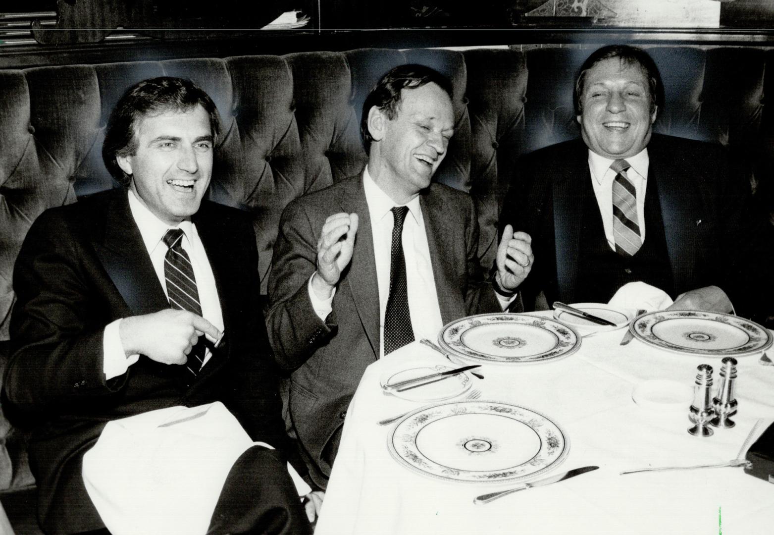 Good for the Constitution. Attorney-General Roy McMurtry, right, federal Energy Minister Jean Chretien and former Saskatchewan attorney-general Roy Ro(...)