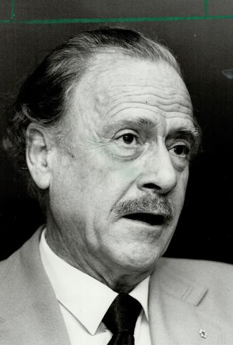 Marshall McLuhan: Pioneered study on the effects of media on human psyche