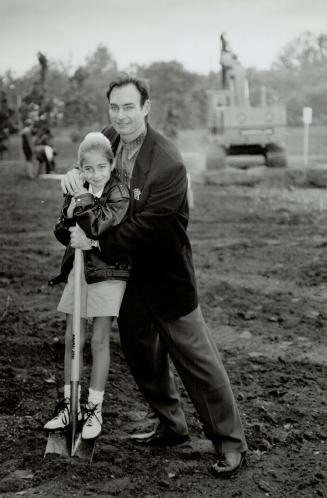 Paul Molitor and His daughter Blaire 9 Age