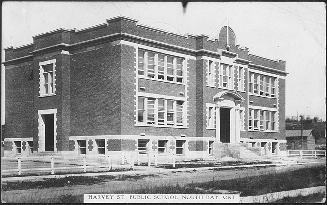 Harvey St. Public School, North Bay, Ontario