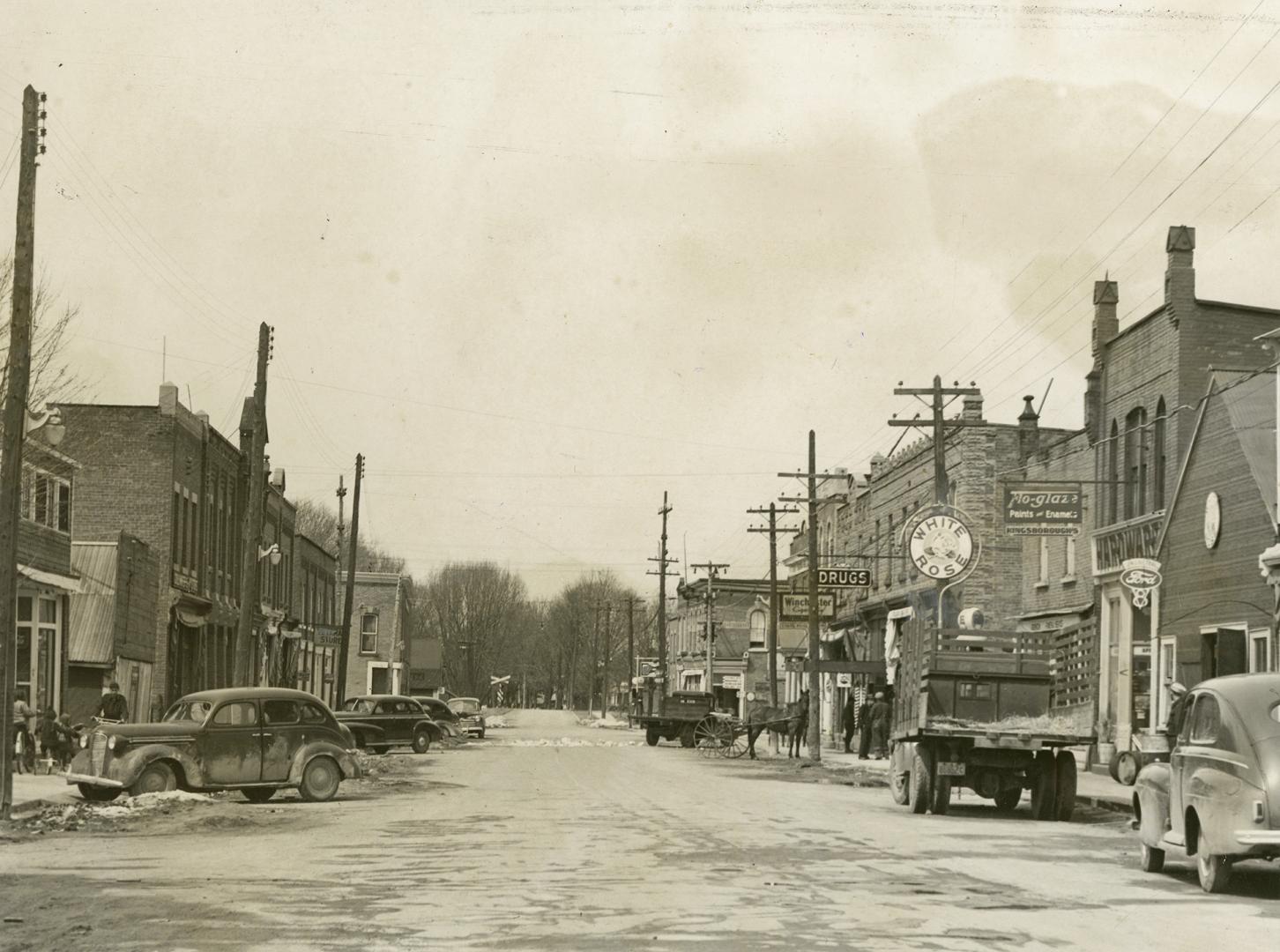 Coldwater Road in Coldwater, Ontario