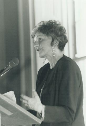 Cultural award winner. Acclaimed short-story writer Alice Munro addresses a gathering yesterday at St. Lawrence Hall, where she was awarded the 1990 C(...)