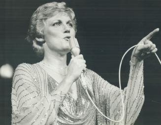 Far from undistinguished entertainer, Singer Anne Murray has gained worldwide respect and recognition, reader points out in letter below, and should b(...)