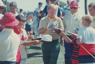 Golf legend Jack Nicklaus touched base with fans yesterday signing autographs at the practice round for the Canadian Open at Glen Abbey yesterday. The(...)