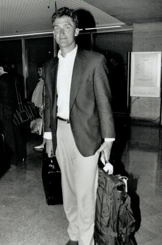 Fresh from Florida, First baseman John Olerud is among the earliest Jays to arrive at Pearson International last night
