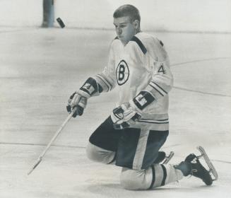 Blocking shots is merely one of the many assets of bruins' Bobby Orr