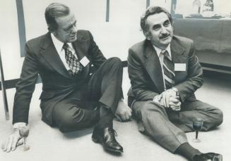 No soft seat for J. Craig Davidson (left), recently appointed Ontario chairman of the Anti-Inflation Board. He joined national board chairman Jean-Luc(...)