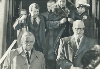 Funeral services for former mayor Nathan Phillips yesterday in Holy Blossom Temple drew 800 mourners, including (from left) former premier John Robart(...)