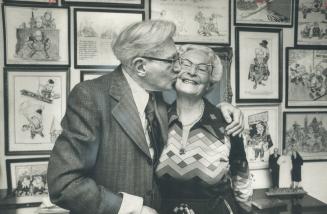 Nathan Phillips, mayor of Toronto from 1955 to 1962, kisses his wife, Ett, yesterday on the eve of his 81st birthday