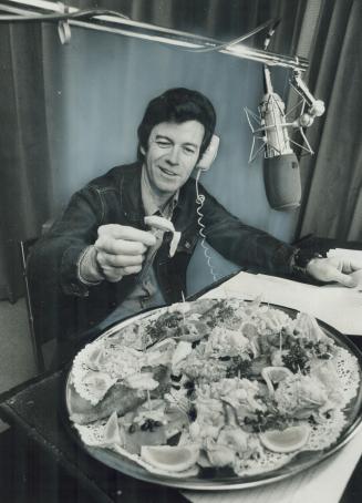 Actor Gordon Pinsent eats in studio