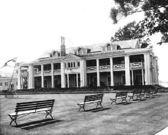 Royal Canadian Yacht Club building, Toronto Islands