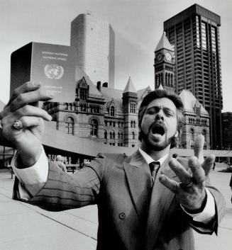 Canada's singing ambassador. Opera star Gino Quilico hits a high note at City Hall Square after the Office of the United Nations High Commissioner for(...)