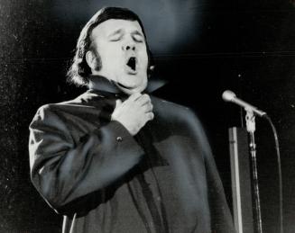 Baritone Louis Quilico Buttoned up for Verdi Excerpt