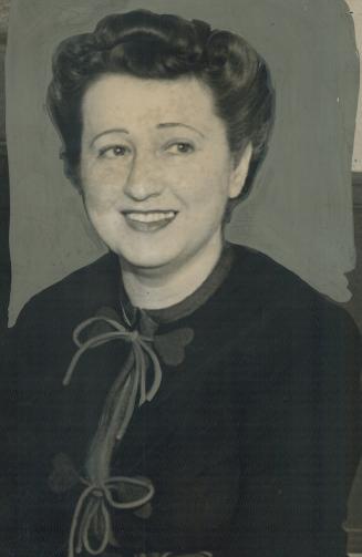 V.C. Winners's wife. Mrs. Paul Triquet, wife of the V.C. winner, is the former Alberte Chenier of Ottawa. The Triquets were married in December, 1932,(...)
