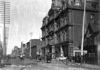 Grand Opera, Adelaide Street West