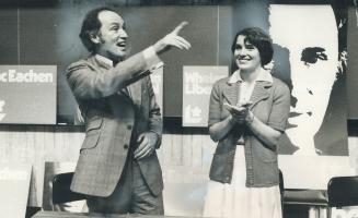 Prime Minister Pierre Trudeau, applauded by his wife, Margaret, makes a point during a speech at York University Saturday to 400 Liberal candidates an(...)