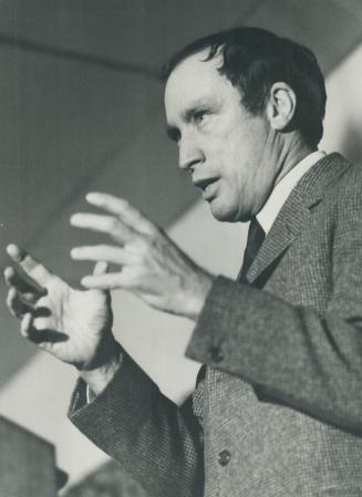 A new style in politics has been introduced in the Liberal leadership campaign by Pierre Elliott Trudeau, now generally conceded to be front-runner, at least on the first ballot at convention