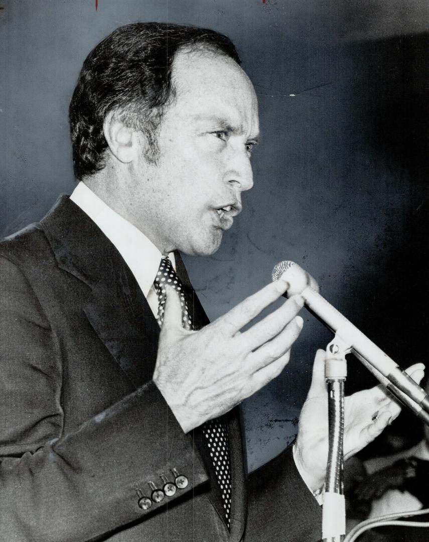 Pierre Trudeau. 43 percent back him