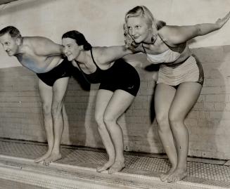 Mother also raced in C.N.E. women's events. When her parents were striving for world's titles little Hil was always along as spectator, later became f(...)