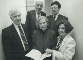 Official opening: Interim director Blossom Wigdor, centre, consults University of Toronto researchers, from left, Fergus Craik, Bernhard Cinader, Victor Marshall and Carolyn Rosenthal