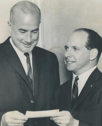Jim Worrall (left) president Canadian Olympic Association