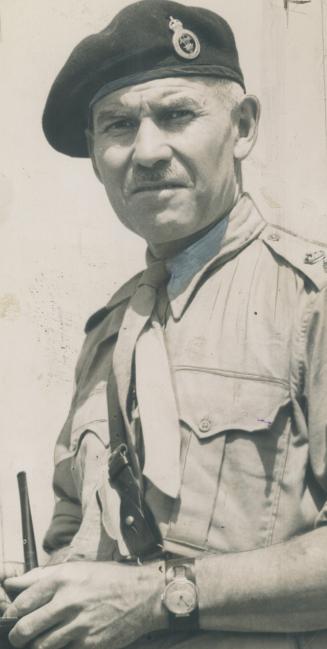 Camp Borden's O.C. in command at Camp Borden during the summer manoeuvres at present is Lieut. Col. F. F. Worthington. Tank drill and army supply practice constitutes the training program