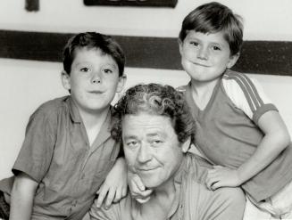 . . . I always do my best, says Jim Reed, co-host of CTV's W5 and father of Jesse, 8, left, and Adam, 5. I try to spend a lot of time with my boys doi(...)