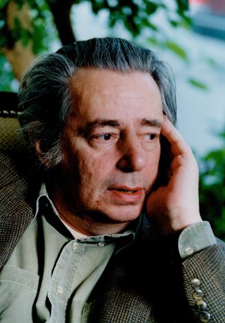 Mordecai Richler lectures on Quebec Wednesday night at Winter Garden Theatre