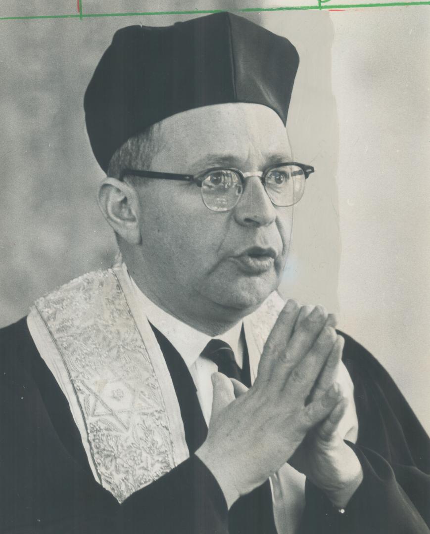 Rabbie Erwin Schild. Low level of morality