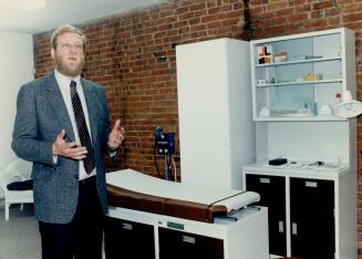 Dr. Robert Scott
